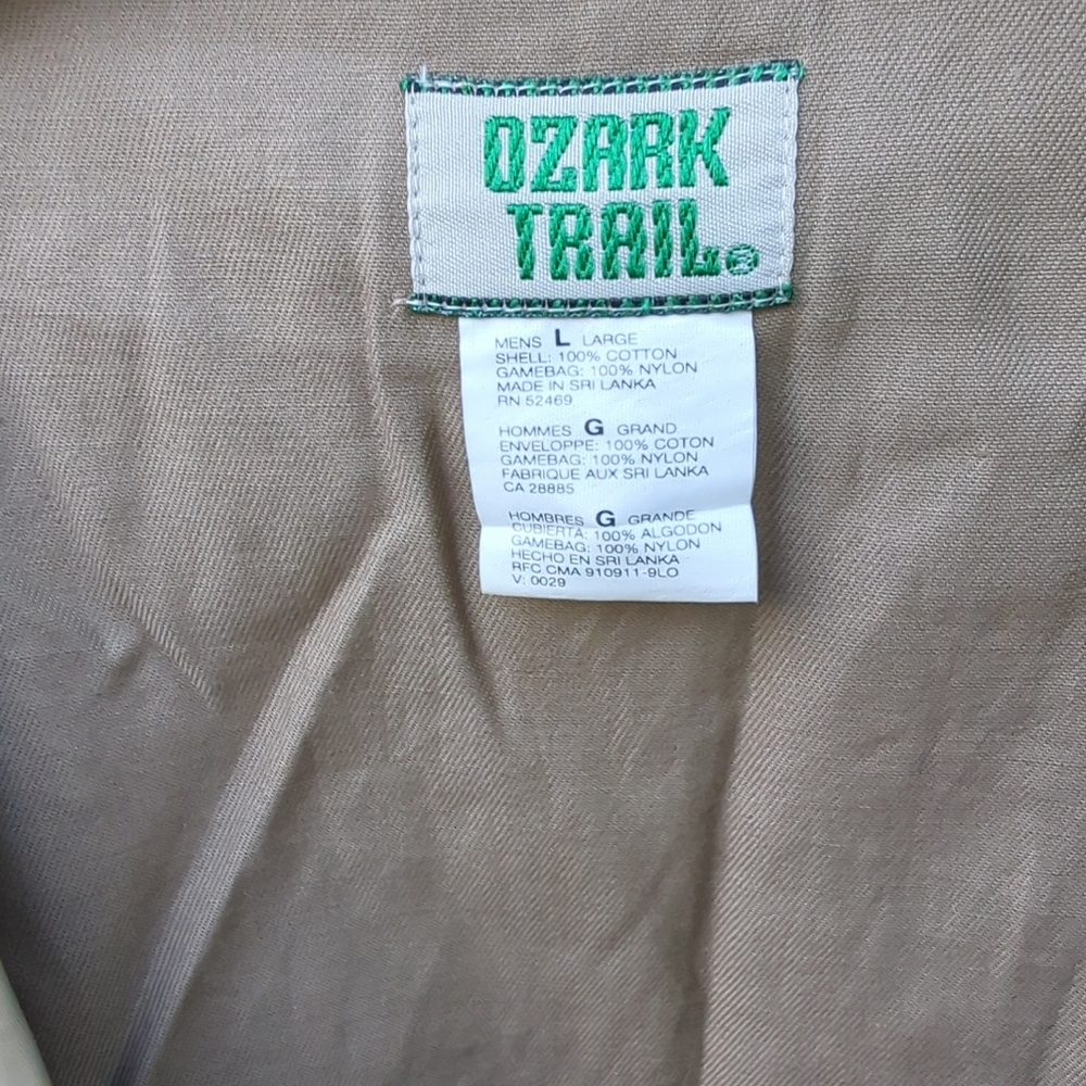 Men’s Hunting Vest Ozark Trail Size Large Lightweight Khaki Zip Up. New - Picture 4 of 13